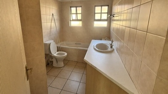To Let 3 Bedroom Property for Rent in Pentagon Park Free State